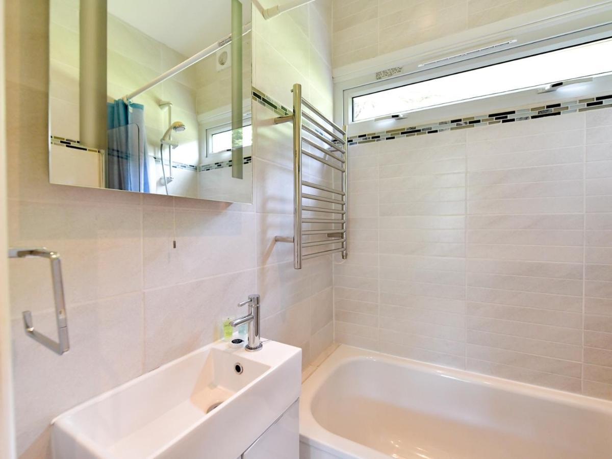 Pass The Keys Gower Beach Staycation Caswell Bay - Sleeps 4 Суонси Экстерьер фото